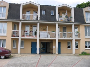 t3 à la location -   60640  GUISCARD, surface 77 m2 location t3 - UBI476924729